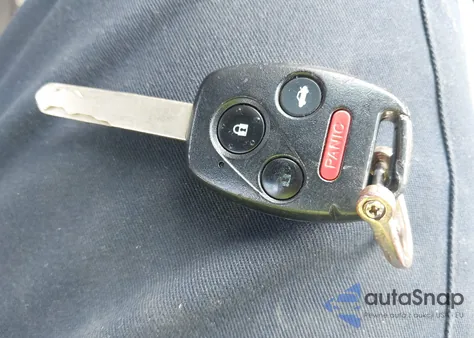 2006 Honda Accord 2.4 Ex из США, поврежденный, VIN 1HGCM56826A132919